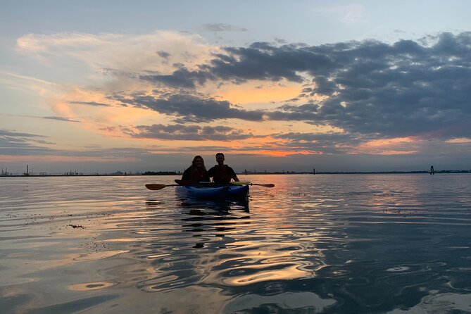 Sunset Kayak Class in Venice: Intermediate Training in the City