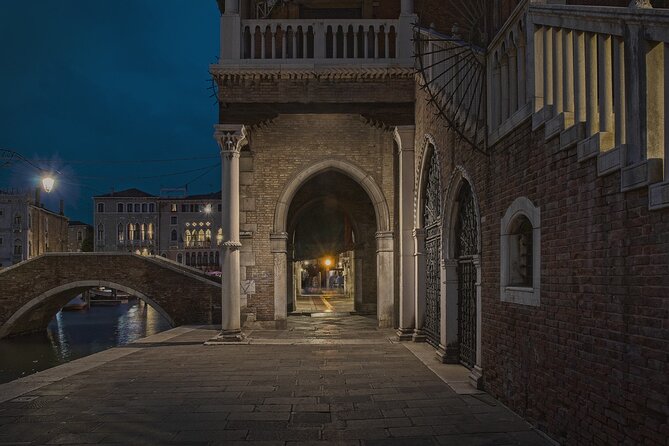 Venice Private Ghost Tour and Gondola Ride