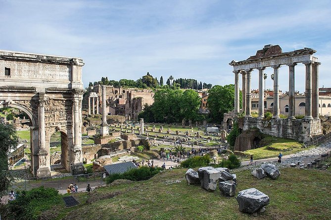 Photo Walking Tour of Rome - Equipment Needed