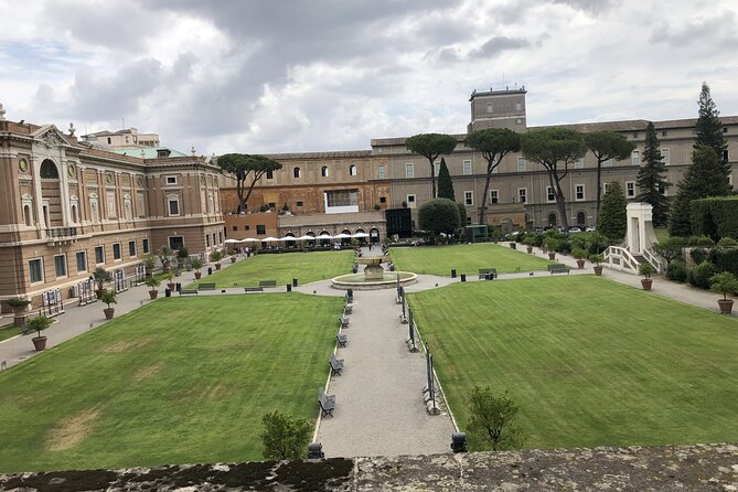 Skip the Line Tickets to the Vatican Museums and Sistine Chapel - Reviews Overview