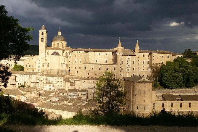 Visit of the Ducal Palace of Urbino - Whats Included