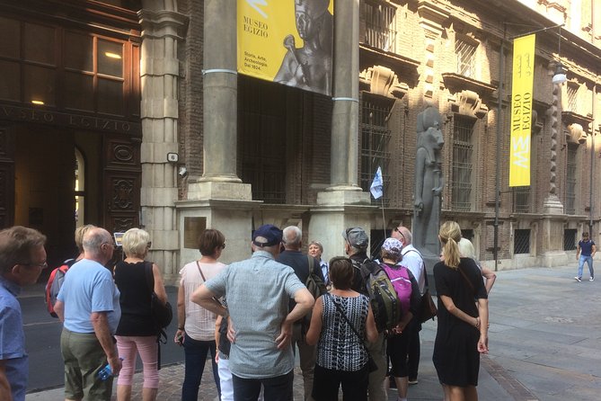 Walking Tour in Small Groups in English - Cancellation Policy