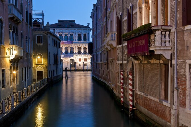 Venice Private Ghost Tour and Gondola Ride - Haunted History Exploration