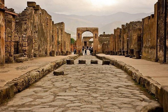 Pompeii Private Morning Tour From Sorrento - Meeting and Pickup Details