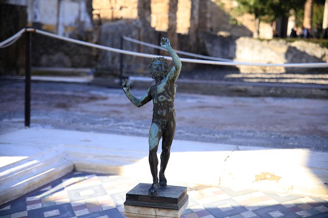 Skip-The-Line Best of Pompeii in One Day Tour W Local Guide & New Opened Houses - Tour Logistics