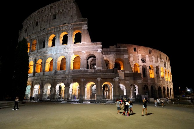 Ancient Rome at Dusk: Colosseum & Roman Forum Walking Tour - Booking Information