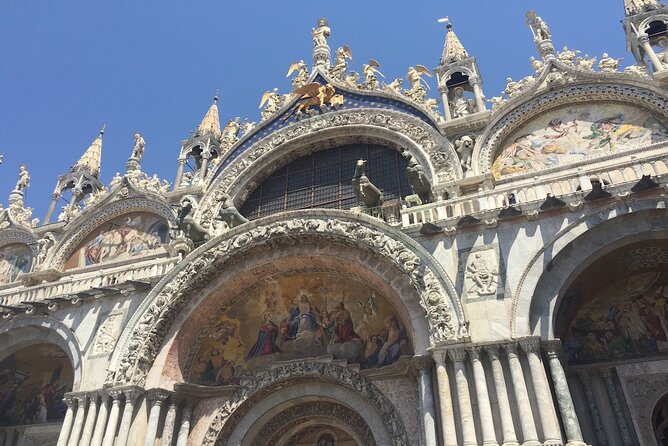 Private Family Tour of Saint Mark'S & Doge'S Palace With Scavenger Hunt - Geared Towards Families