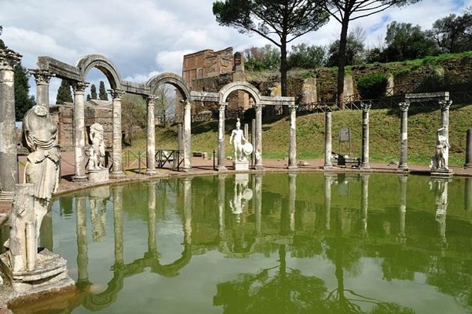 Small-Group Tour of Hadrians Villa and Villa Deste From Rome - Meeting Point