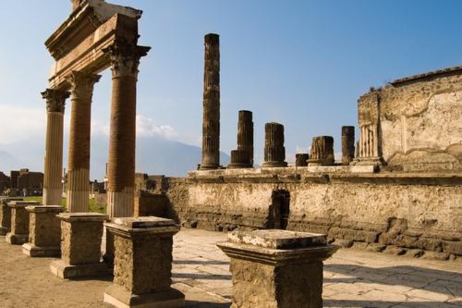 Naples Shore Excursion: Pompeii and Sorrento Day Trip - Group Size Limit