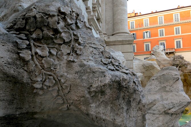 Small-Group Express Tour of Trevi Fountain With Undergrounds - Weather Considerations