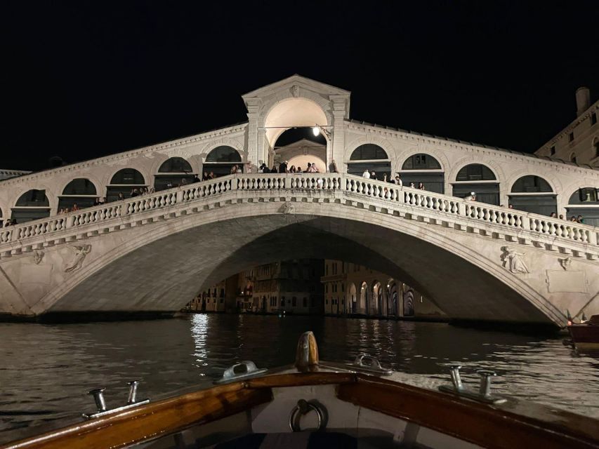 Venice: Private Boat Tour to Murano, Burano and Torcello - Background