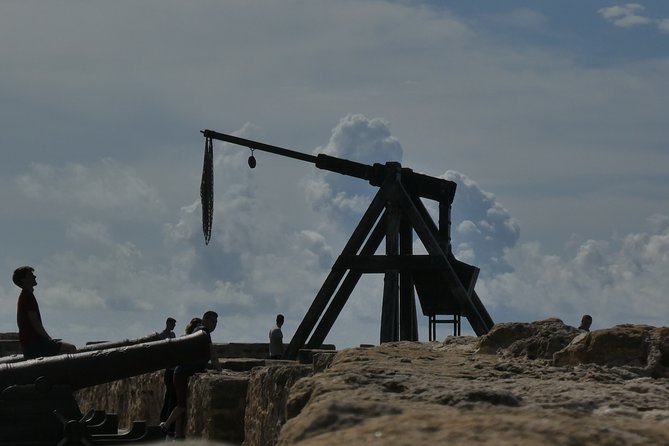 Alghero: Walking Tour With Bilingual Local Guide - Accessibility Information