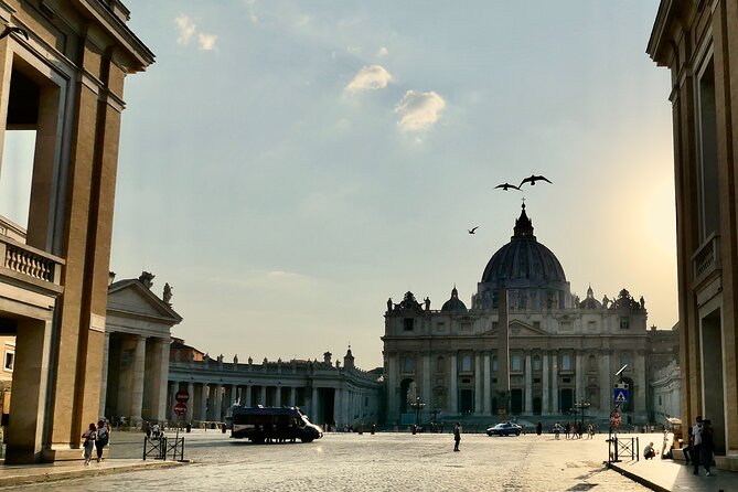 In-depth Guided Tour of St. Peters Basilica & Square - Accessibility & Dress Code