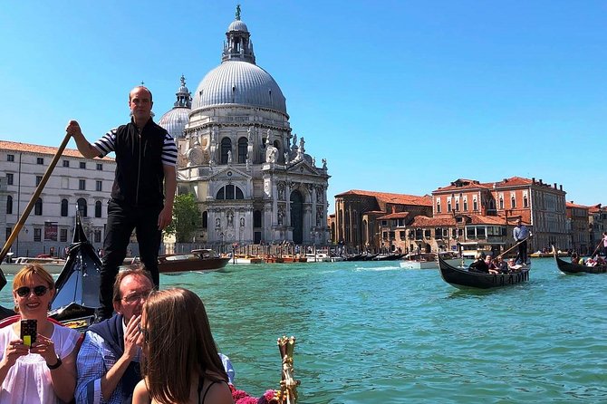 Venice Gondola Ride & Extra Meal Break at Illy Caffè - Pricing and Guarantee Information