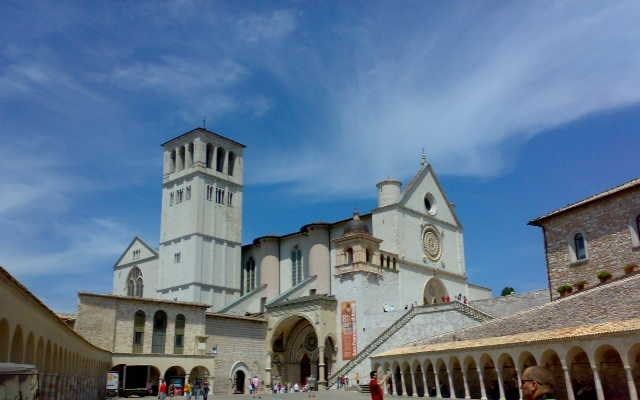 Assisi and Spello Full-Day Sightseeing Tour - Just The Basics