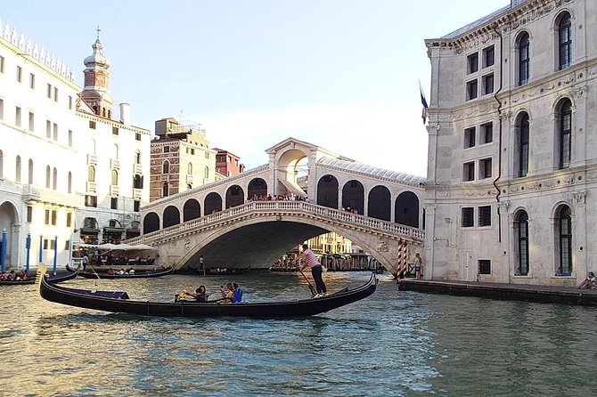 Grand Canal Boat Tour and Murano Glass Experience With Hotel Pick up - Just The Basics